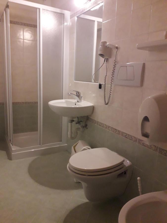 Hotel Albergo Felice Falcade Δωμάτιο φωτογραφία